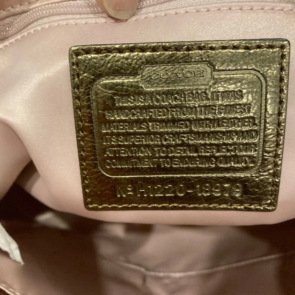 Coach Poppy Signature Metallic Glam Tote - Picture 2 of 12